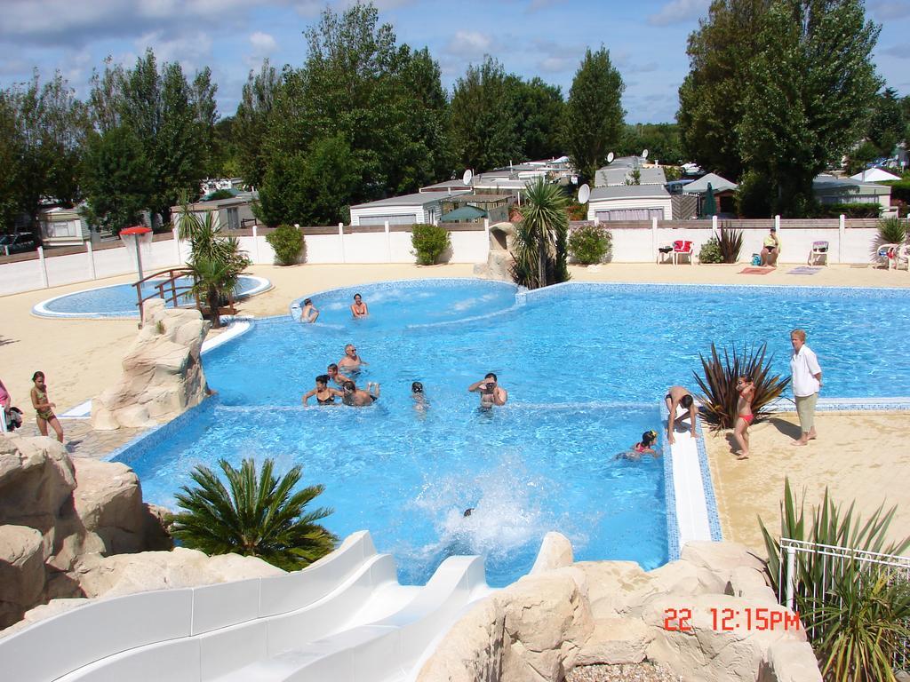 Camping Phare Ouest Saint Denis d'Oleron Bagian luar foto