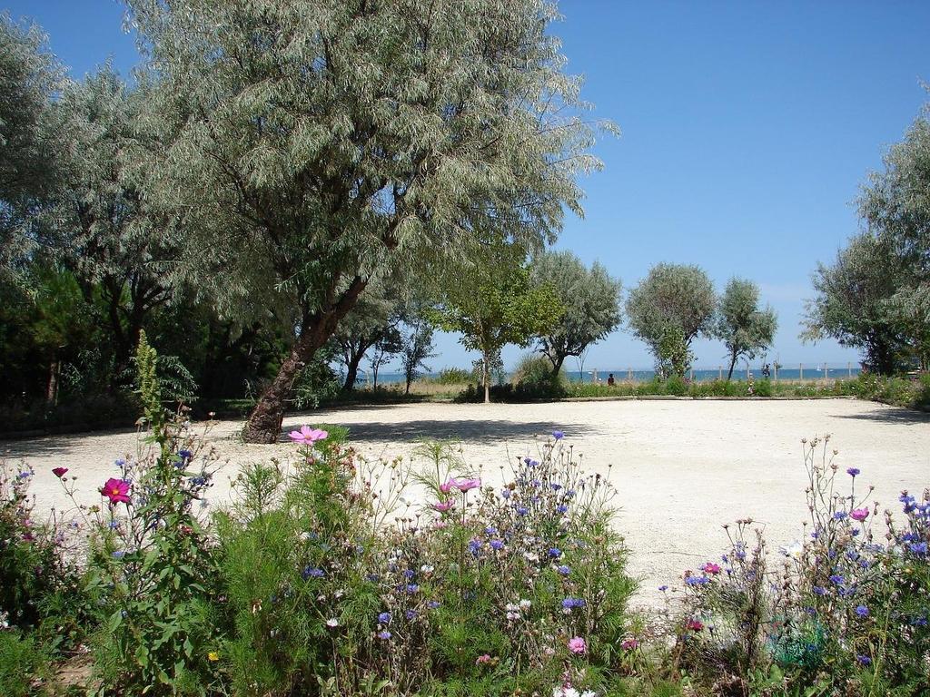 Camping Phare Ouest Saint Denis d'Oleron Bagian luar foto