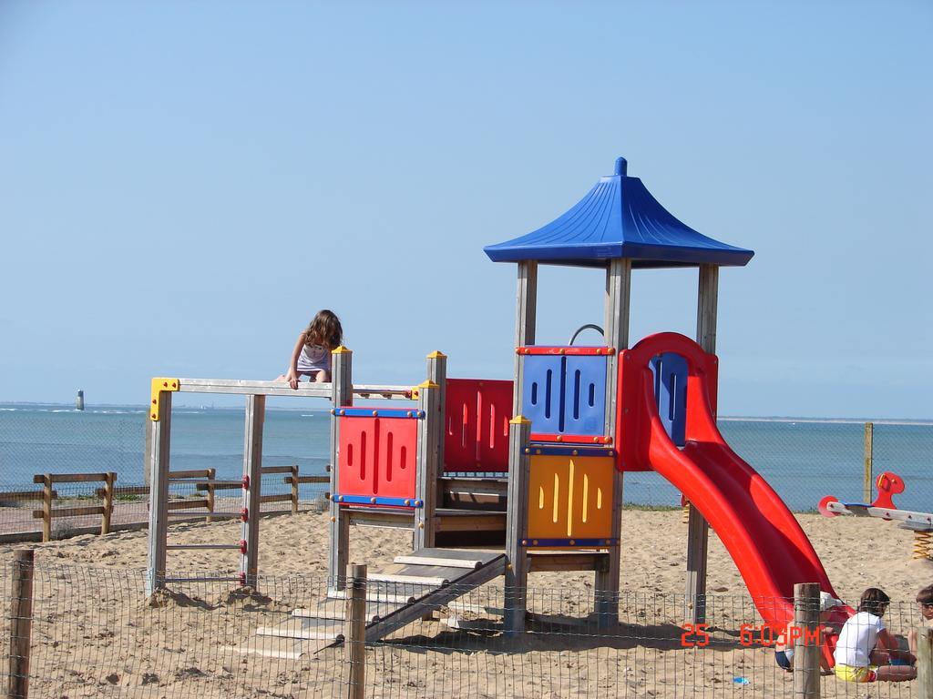 Camping Phare Ouest Saint Denis d'Oleron Bagian luar foto